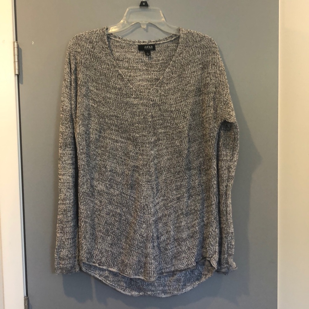 Gray knit long sleeve